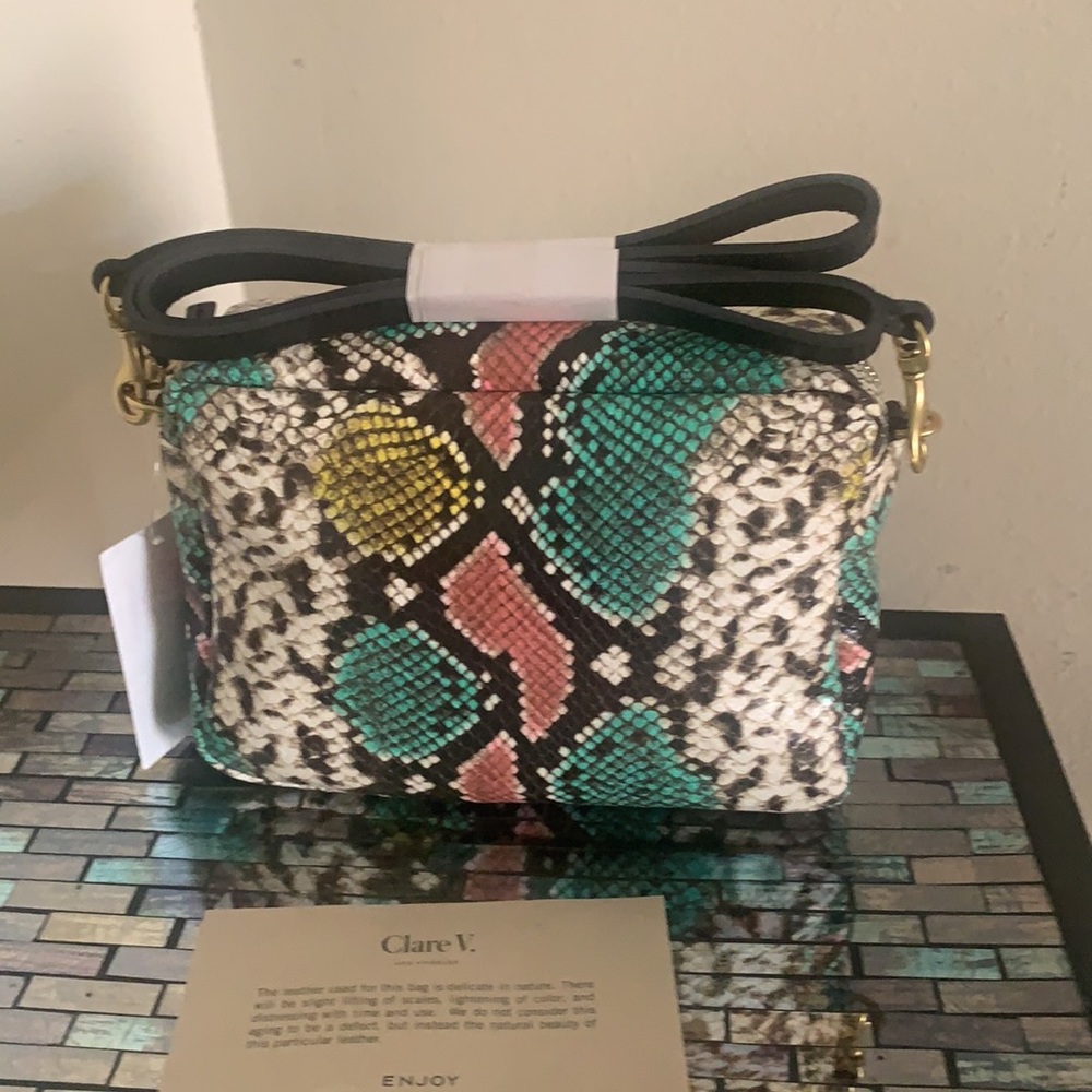 CLARA V. MIDI Sac Pastel Painted snake Crossbody bag